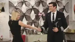 Две девицы на мели 4 сезон 21 серия